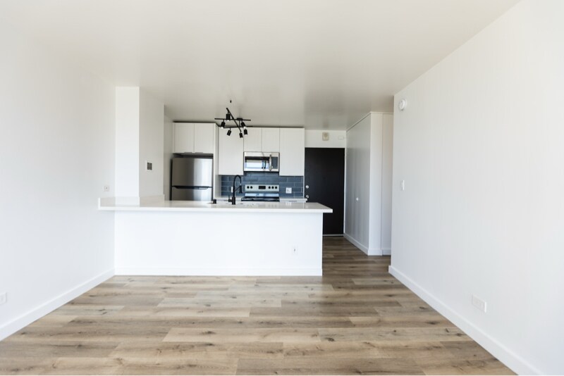Building Photo - 1050 Kinau St