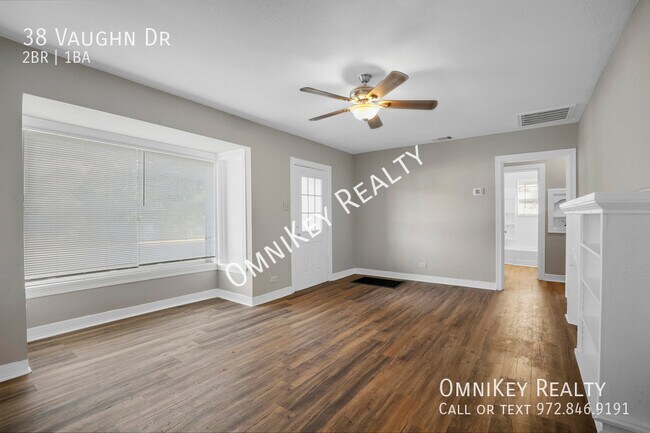 Building Photo - 38 Vaughn Dr