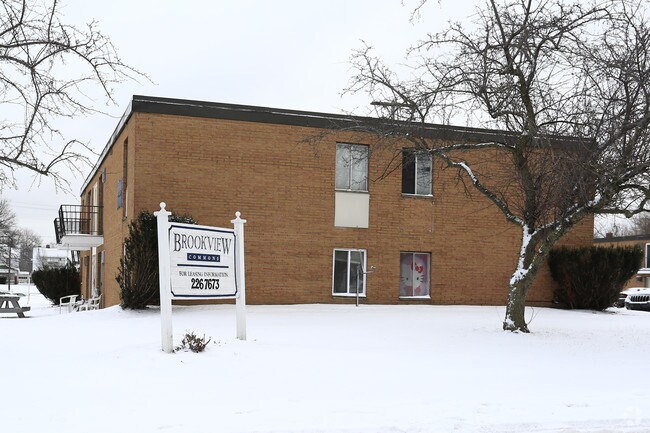 Building Photo - Brookview Commons Apartments