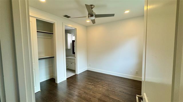 Building Photo - 3018 Zenia Dr