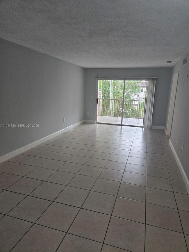 Building Photo - 15201 SW 80th St