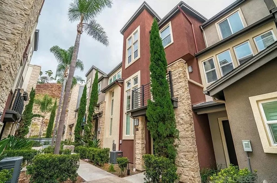 Building Photo - 7837 Modern Oasis Dr