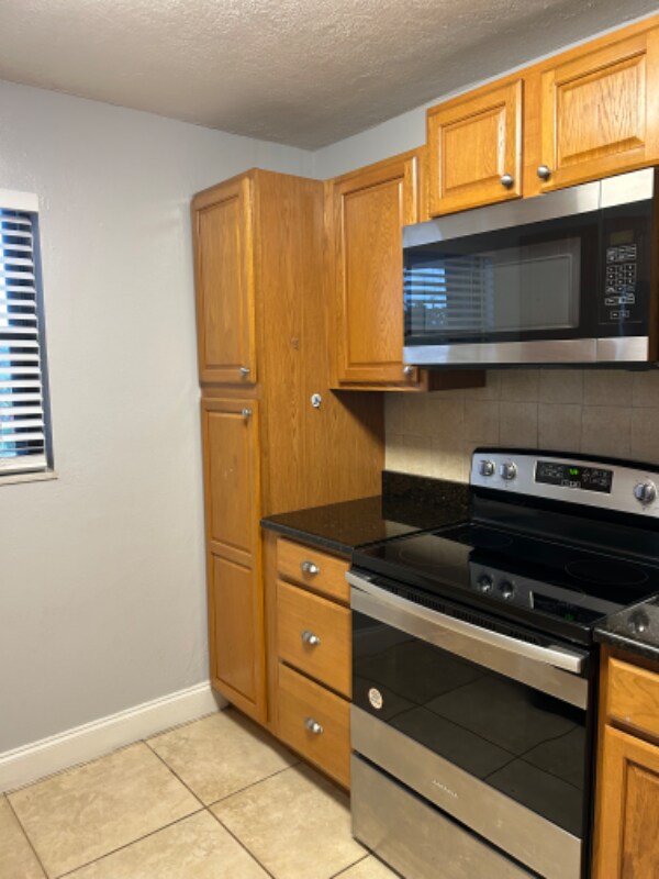Building Photo - 701 N Indian River Dr