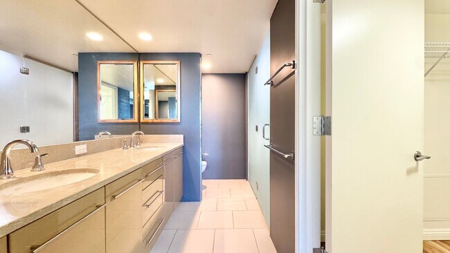 Building Photo - 2 BEDROOM CONDO UNIT IN CONVENIENT DOWNTOWN HONOLULU - CAPITOL PLACE