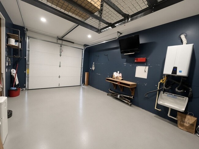 Building Photo - 114 Finnians Way