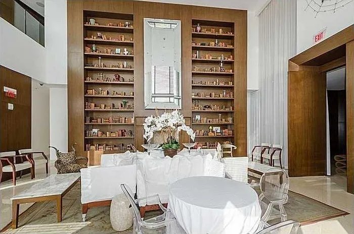 Building Photo - 450 Alton Rd