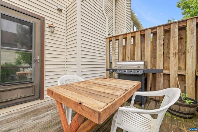 Building Photo - 1103 Mill Park Dr Ext