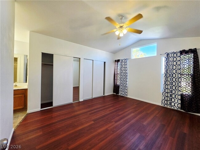 Building Photo - 1824 Sierra Valley Way