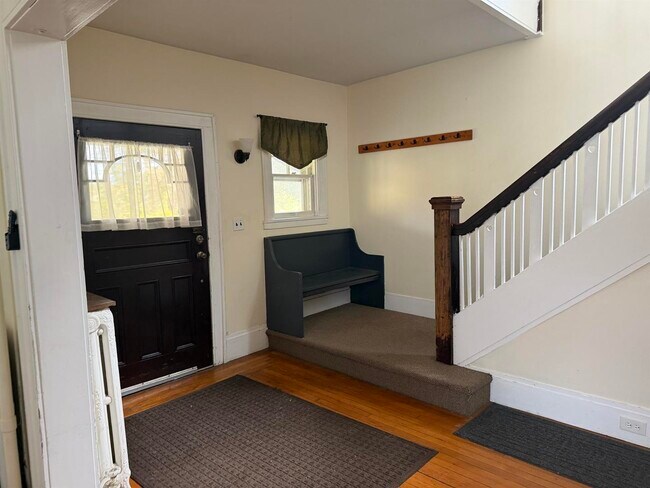 Building Photo - 72 Pawling Ave