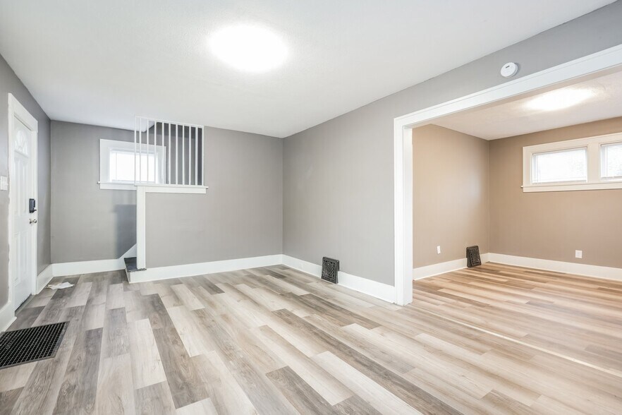 Building Photo - 1712 E Bowman St