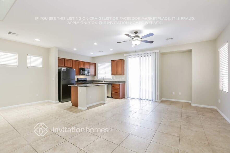 Building Photo - 5326 Coral Ribbon Ave