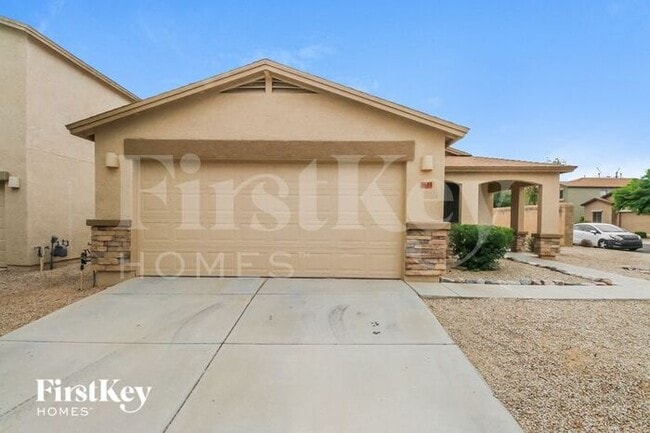 Building Photo - 1633 E Dust Devil Dr