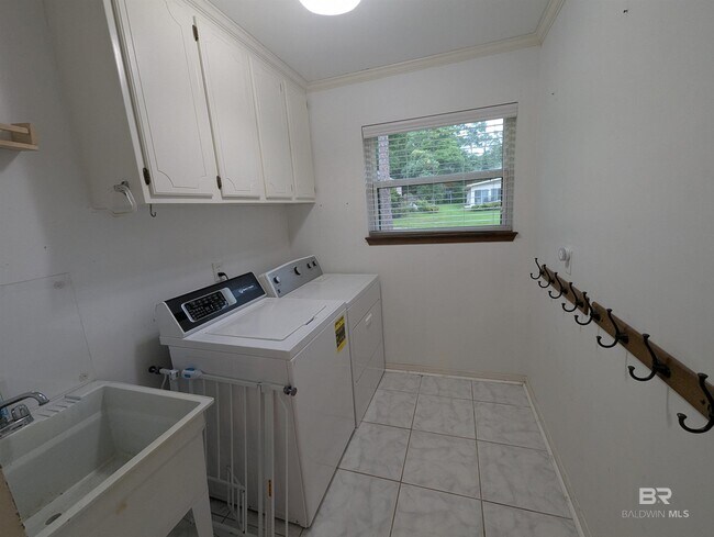 Building Photo - 507 Patlynn Dr