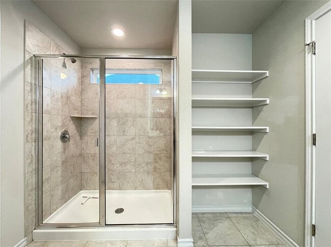 Building Photo - 1603 Denesa Dr