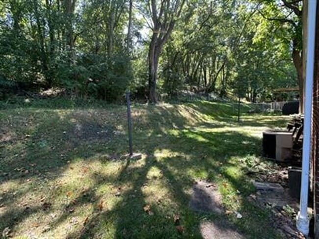 Building Photo - 4652 Old William Penn Hwy