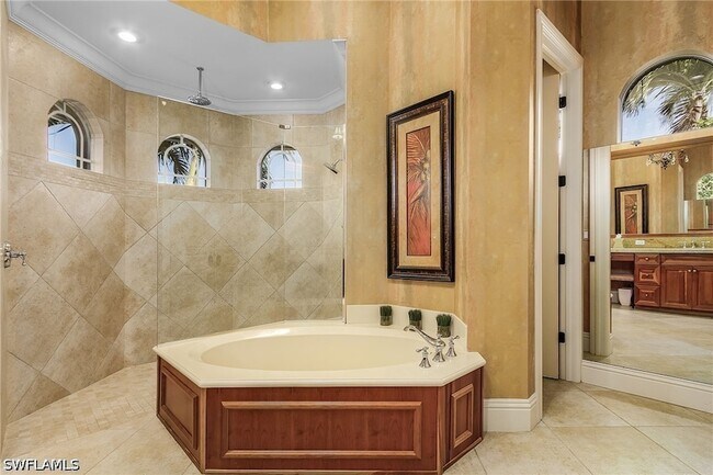 Building Photo - 540 Snell Ct