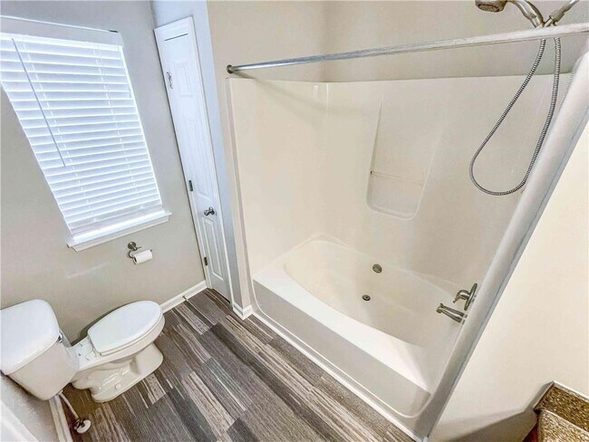 Building Photo - 4682 Liberty Square Dr