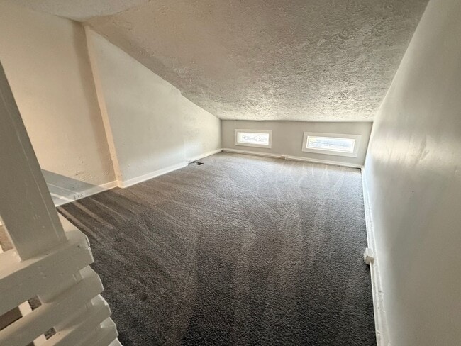 Building Photo - Totally renovated! Close to the F.C. Stadium! Over the Rhine!