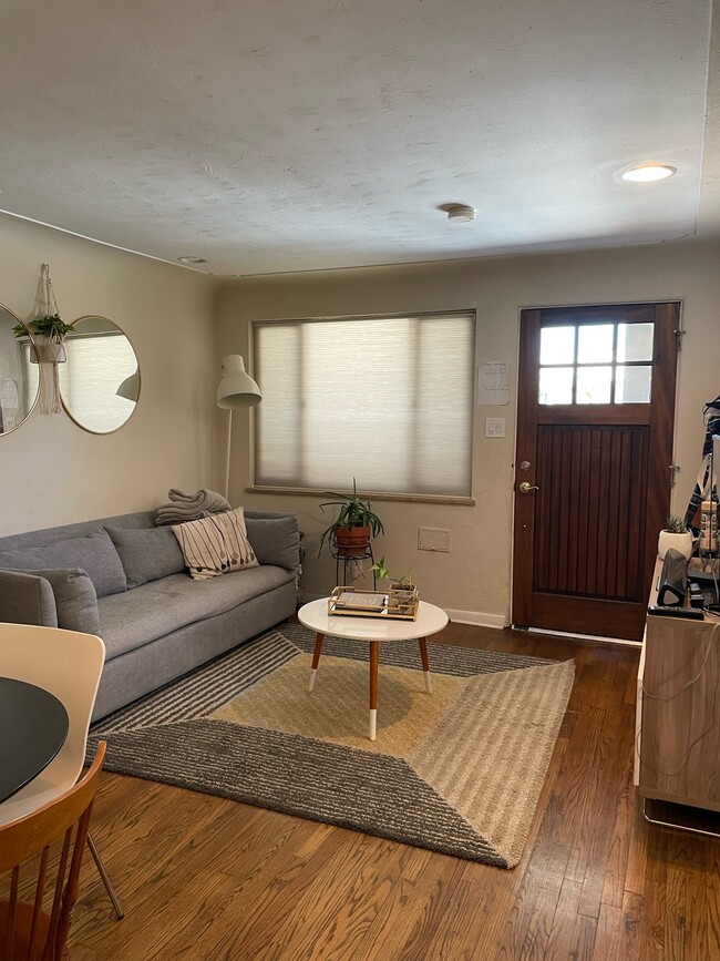 Building Photo - 2326 Lowell Blvd