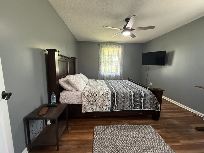 Building Photo - 10675 Baxter-Durrence Rd