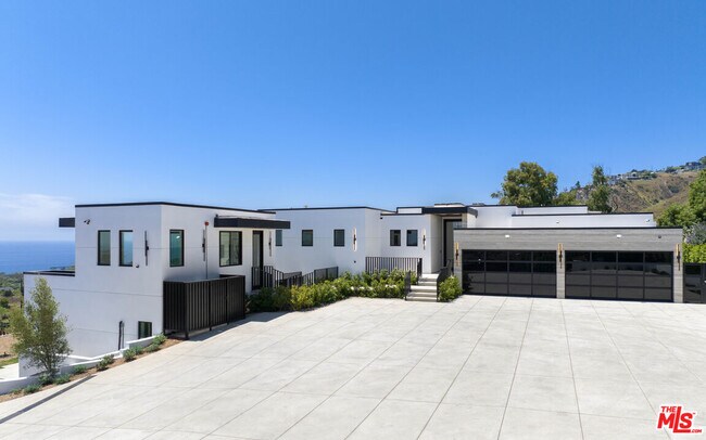 Building Photo - 29623 Cuthbert Rd