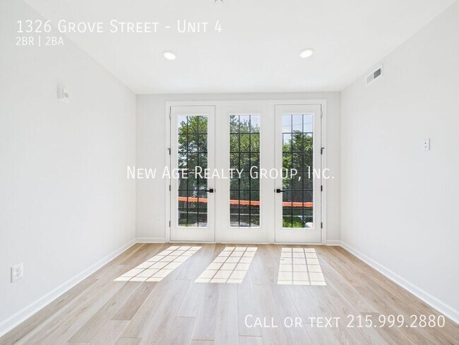 Building Photo - 1326 Grove St