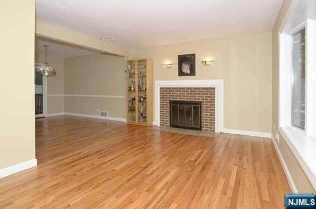 Building Photo - 16-26 Alden Terrace Unit 1X