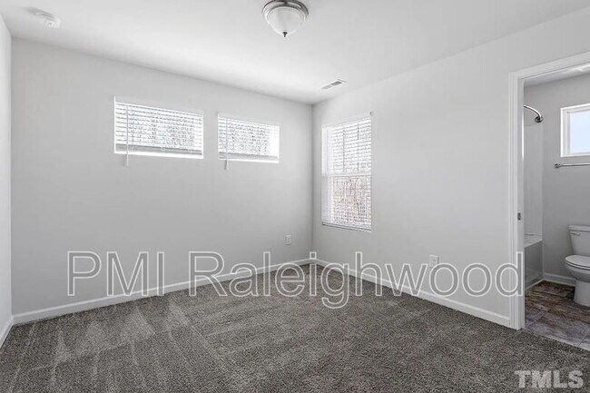 Building Photo - 1195 Chestnut Bluff Run