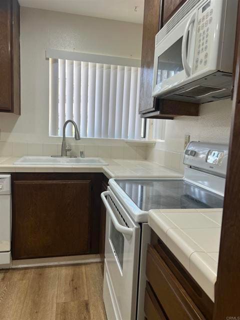 Building Photo - 3230 Caminito Eastbluff