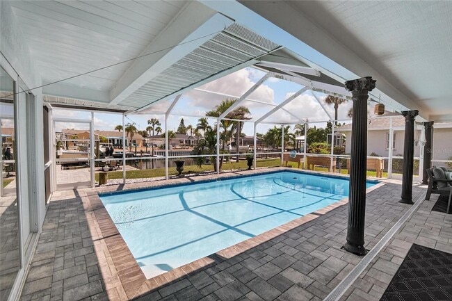 Building Photo - 6337 Cocoa Ln