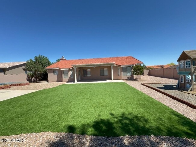 Building Photo - 3876 Camino del Vara