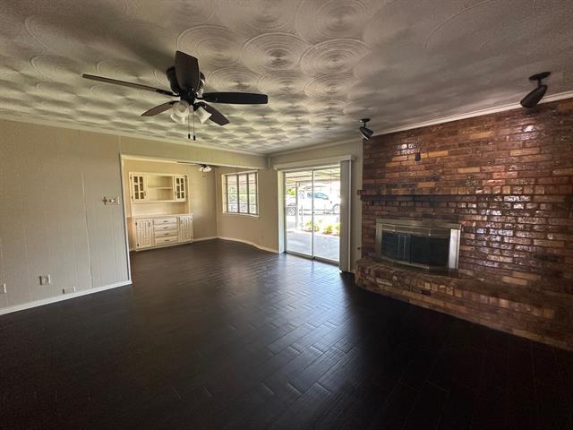 Building Photo - 1226 Greenbriar Cir