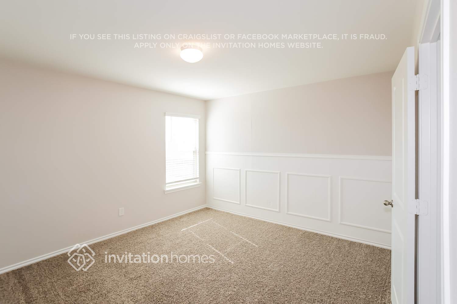 Building Photo - 800 Alton Dr