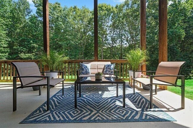 Building Photo - 128 Gold Springs Ct