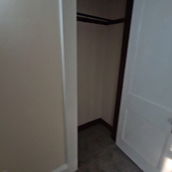 Closet bedroom two - 17 Milner Ave