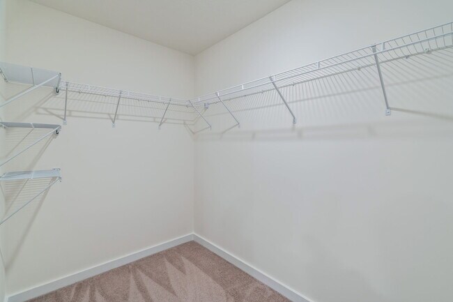 Building Photo - 7650 Belhaven Ln