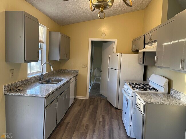 Building Photo - 10399 Briarbay Dr