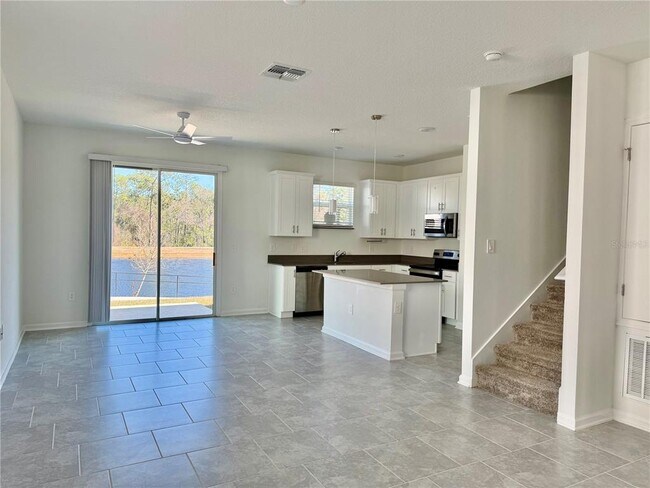 Building Photo - 7489 Stone Crk Trl