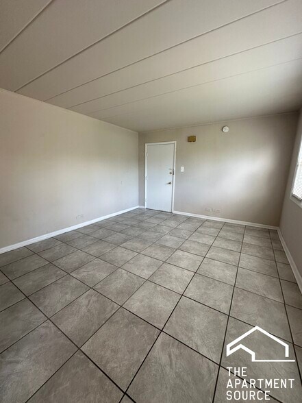 Building Photo - 3810 25th Ave