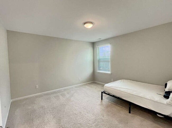 Building Photo - 44 Jazz Dr