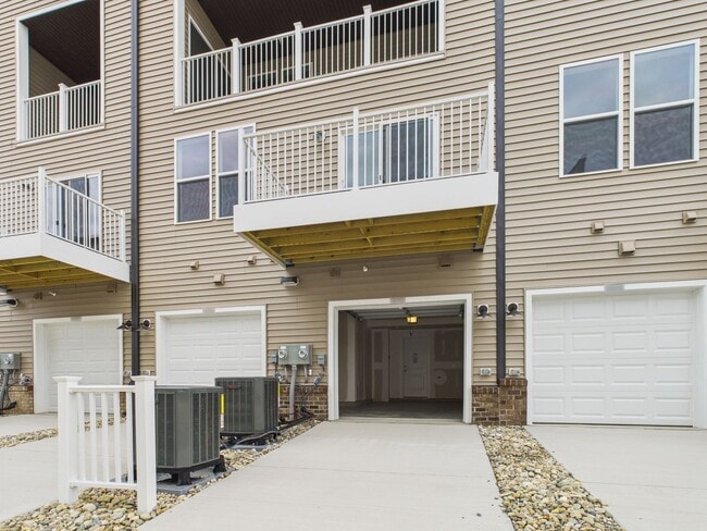 Building Photo - 5320 Wyndham Forest Dr