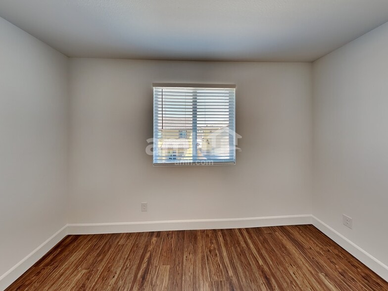 Building Photo - 9132 Liberty Cap Ct