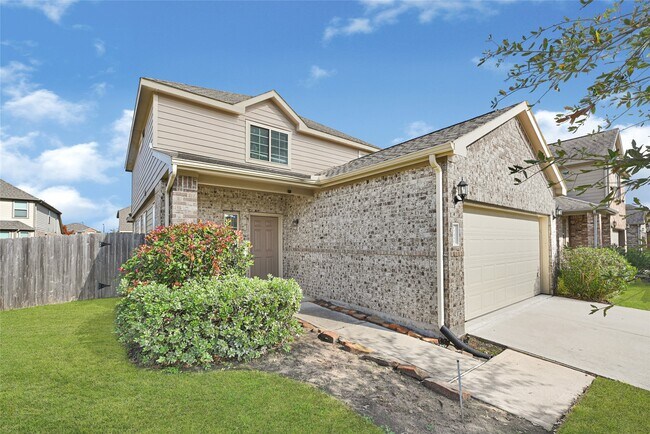 Building Photo - 17002 Devon Dogwood Trail