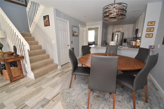 Building Photo - 5397 Davini St