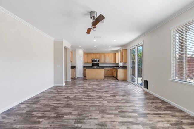 Building Photo - 20863 Grapevine Dr