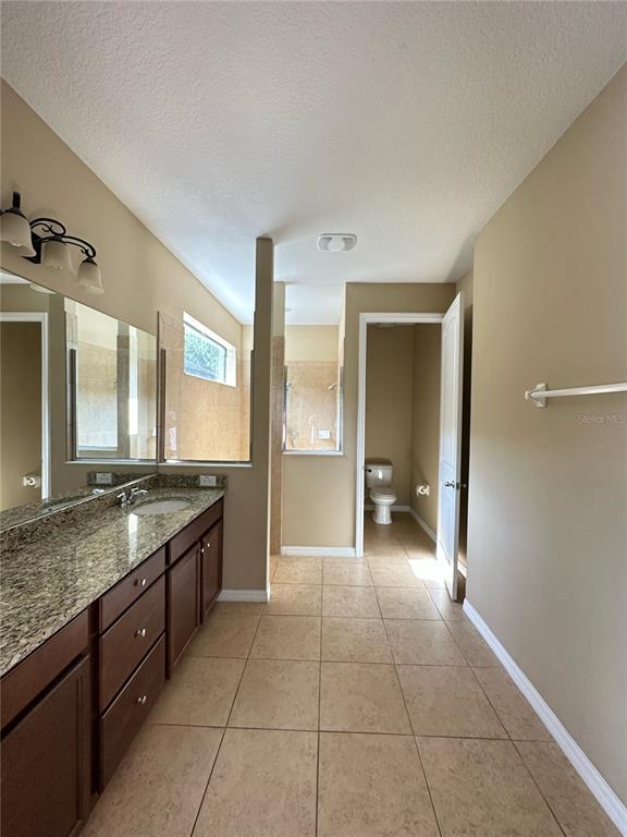 Building Photo - 13330 Longacre Dr