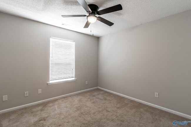 Building Photo - 114 Clover Ridge Dr