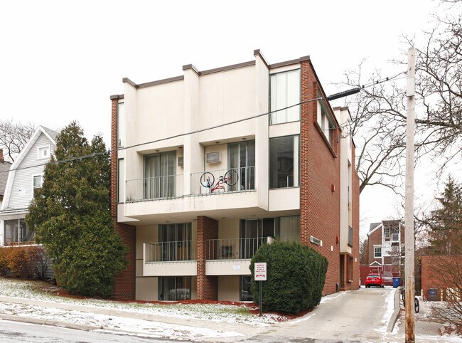 Primary Photo - The Algonquin