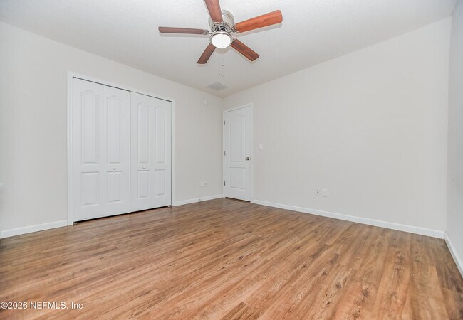 Building Photo - 577 Porta Rosa Circle
