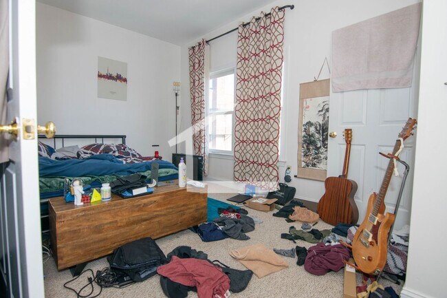 Building Photo - HOT BRIGHTON LISTING!!!!
